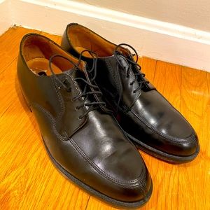 Florsheim Dress Shoes Size 9.5